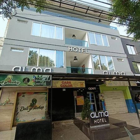 Hotel Aura Medellin Exterior photo